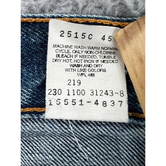 Vintage Y2k Levi's 550 Relax Fit Taper Leg Jean Women 14 Reg (32x30 Actual) READ - Picture 11 of 15